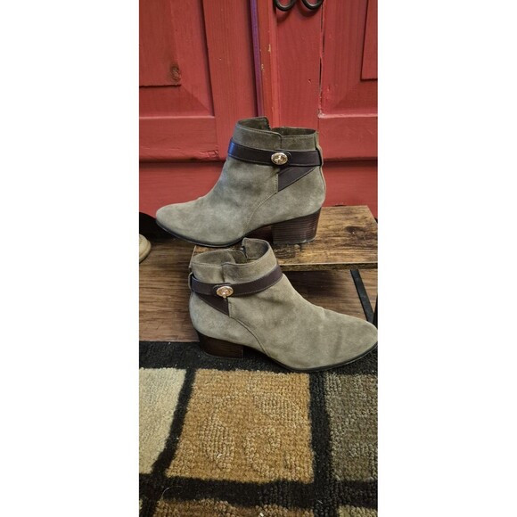 Coach Women’s 10 Patricia Ankle Boots Booties Shoes Brown Suede Buckle EUC - Picture 1 of 5